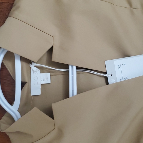 Dress - Picture 2 of 4